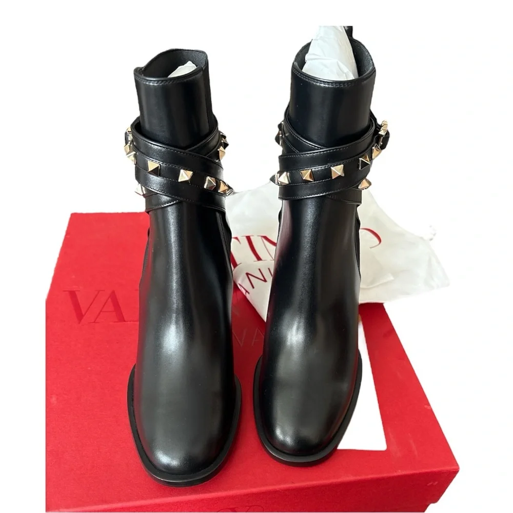 Valentino Rockstud Straps Block Heel Black Leather Ankle Booties Size 36 NWT - Picture 5 of 10